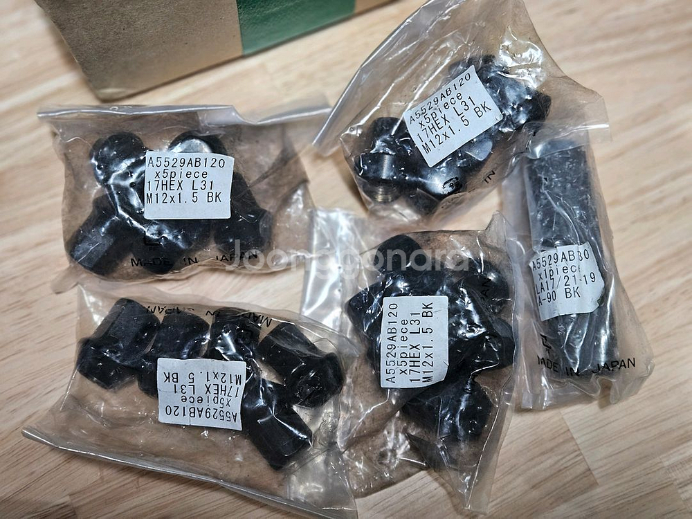 튜익스 휠너트 한대분 전용어댑터 포함 새거--0