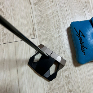 테일러메이드 스파이더ZT 34인치