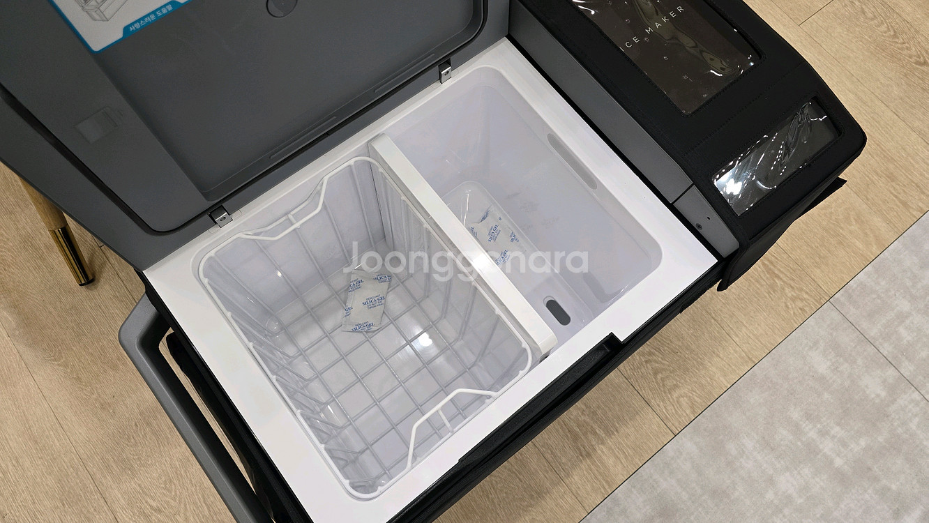 (새것)에코플로우 글래시어 휴대용 미니 냉장고.--5