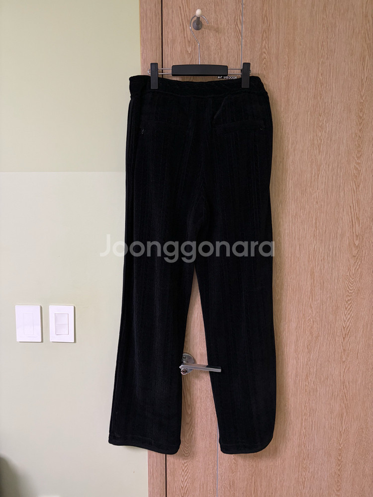 우영미 25fw 벨벳 팬츠 블랙or카키 1개만 판매--4