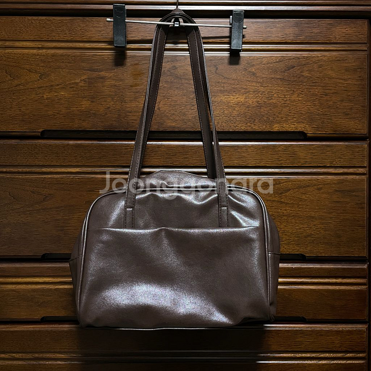 새상품) 에이블리 가을 숄더백--1