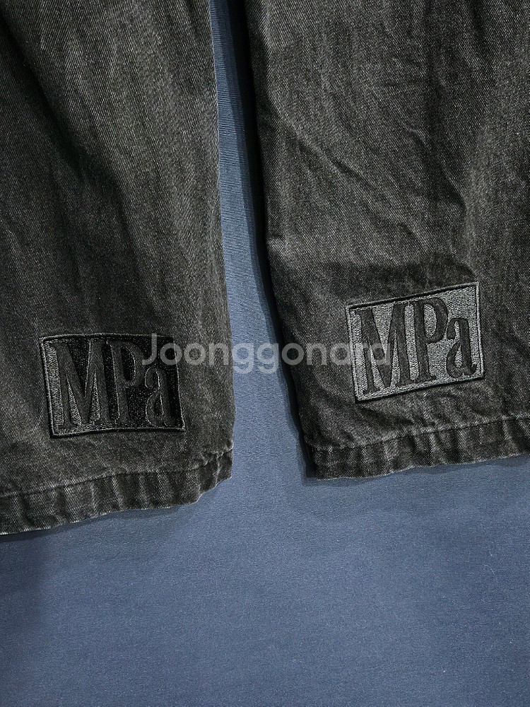 플라스틱 프로덕트 블랙컬러 남성 허리 31~32 데님팬츠--7