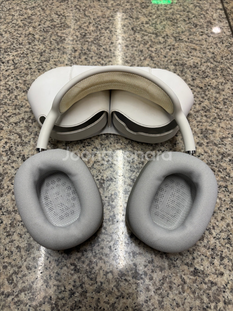 에어팟맥스 실버 상태짱짱급 급처!!--3