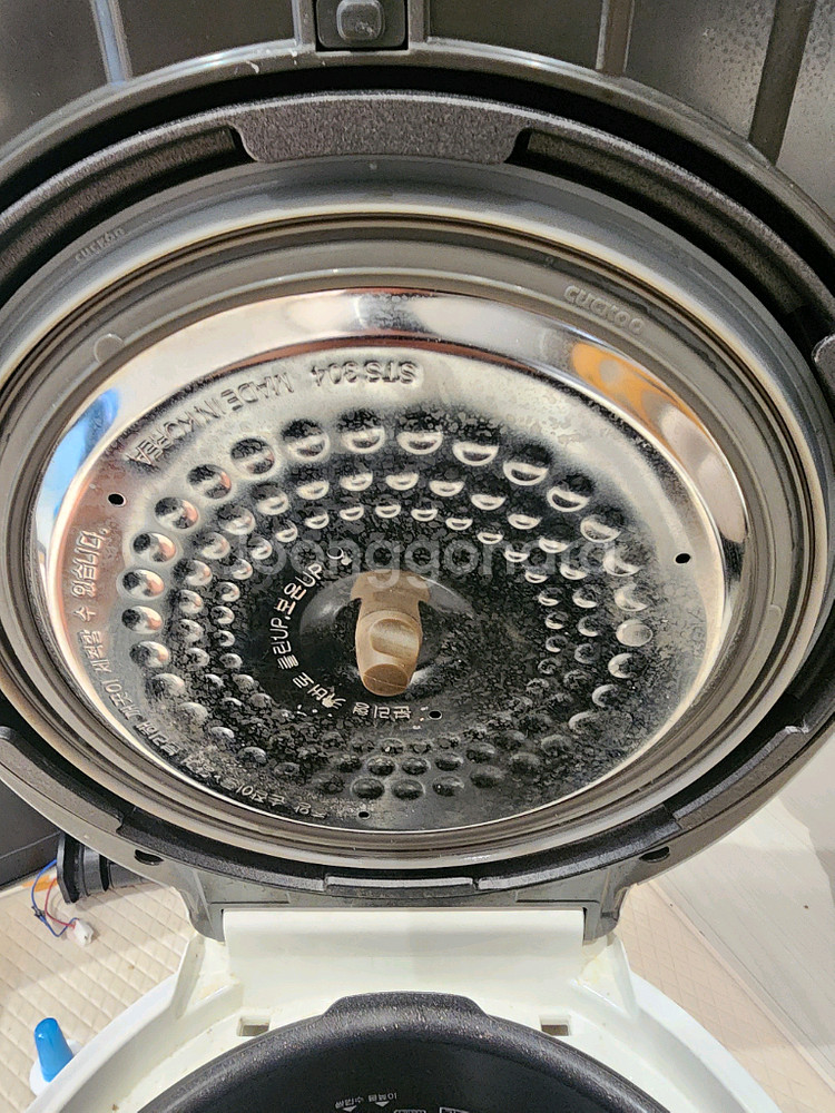 쿠쿠 트윈프레셔 CRP-ST1010FW 10인용 압력밥솥--6