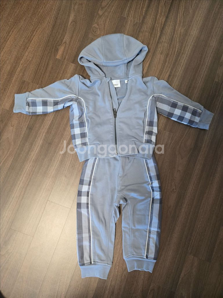 버버리 칠드런 상하의셋업 2Y ,3Y--0