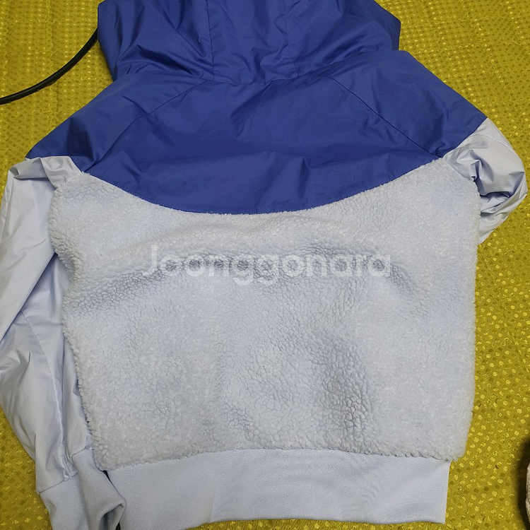 뉴발란스 나이키 패딩 후드 자켓 140 입니다--8