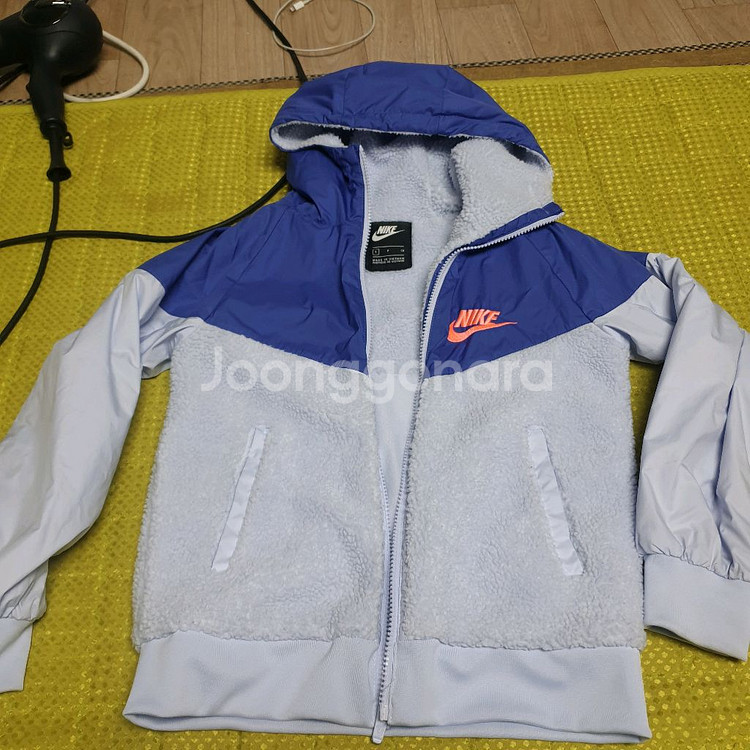 뉴발란스 나이키 패딩 후드 자켓 140 입니다--10
