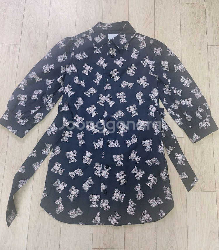 뉴라벨.정품.세트) 버버리키즈4y 가디건과 토마스원피스--5