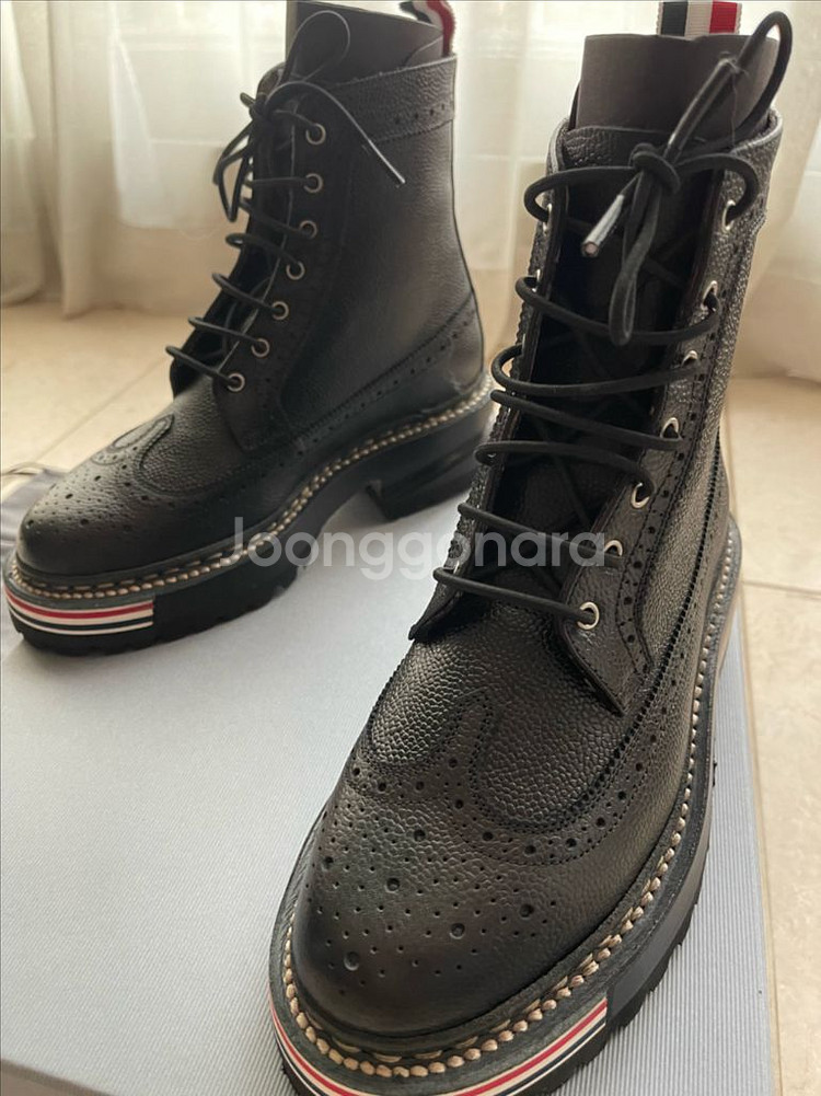 톰브라운 삼선탭 앵클 부츠--1