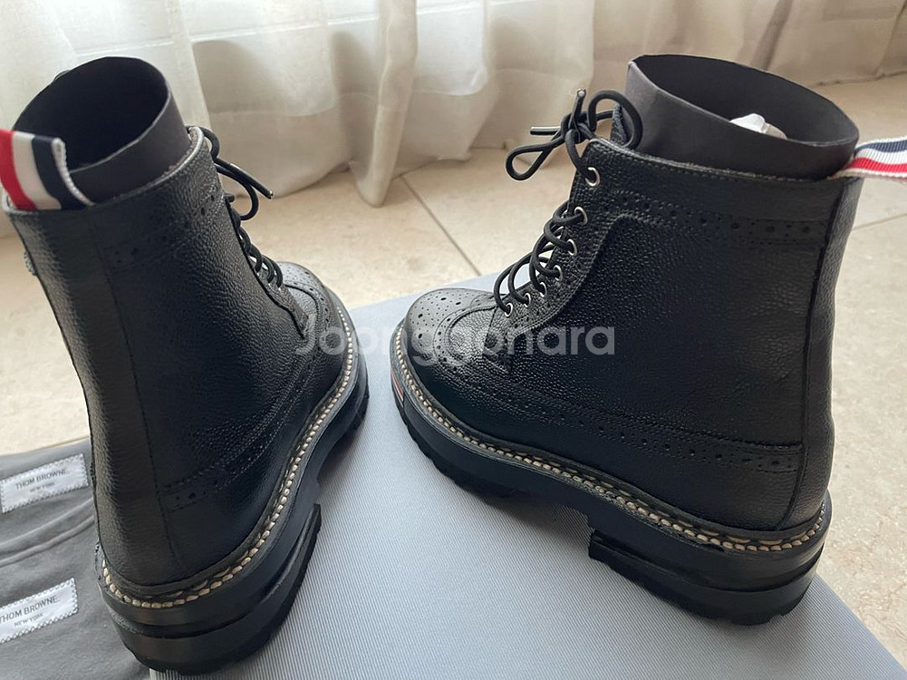톰브라운 삼선탭 앵클 부츠--2