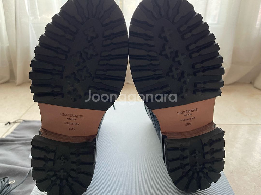 톰브라운 삼선탭 앵클 부츠--3