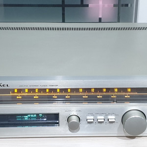 인켈 아날로그 튜너 TF910F