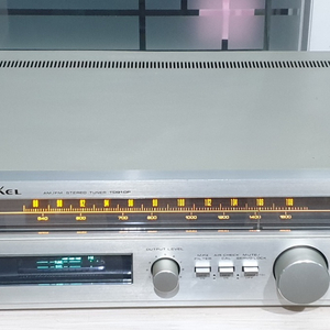 인켈 아날로그 튜너 TF910F