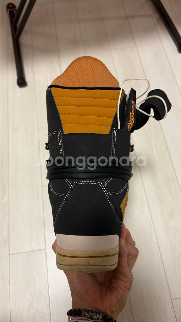 대럭스 스노우보드 부츠 235mm 팝니다--2