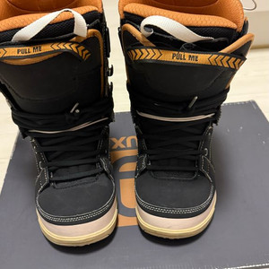 대럭스 스노우보드 부츠 235mm 팝니다
