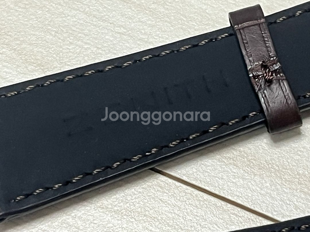 미사용 제니스 엘프리메로 크로노마스터 42mm 악어 가죽--3