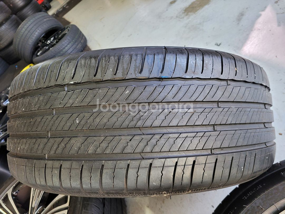 벤츠W214 신형E클래스 18인치 순정품휠타이어 한대분--4