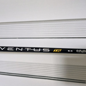 벤투스 블랙 tr 6s 드라이버 샤프트 팝니다~^^