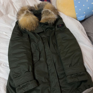 몽클레어 페트레이 여성 라쿤 퍼 롱패딩 66