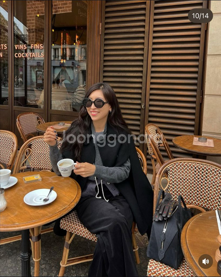 코스모폴리탄줄라이 케이프 코트--3