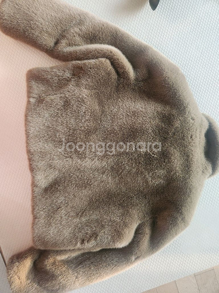 메그제이 퍼 크롭자켓 카키--4