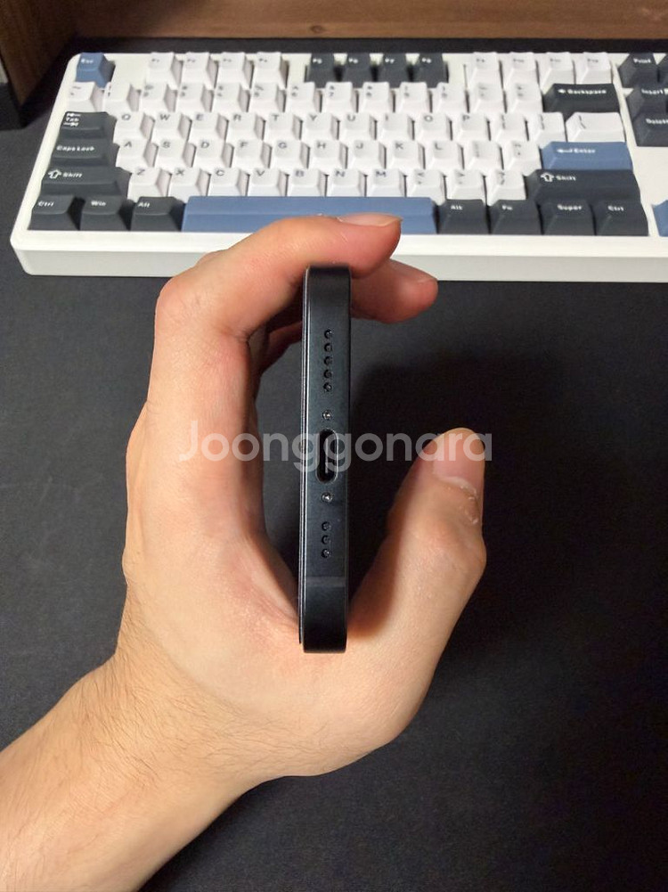 아이폰16e 128기가 블랙--4