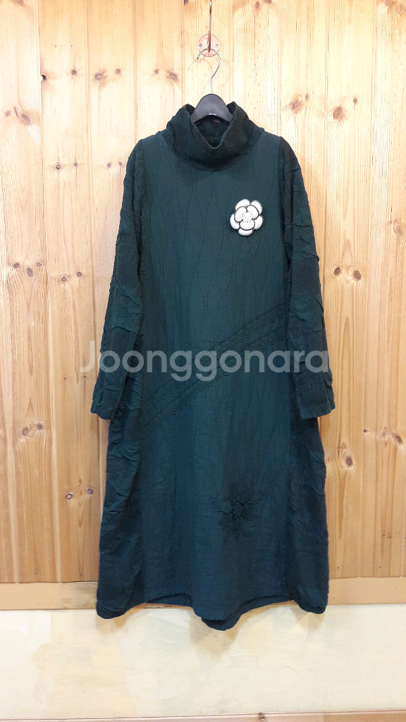 *에이레네 레이스 코사지 누빔롱 원피스 ( 새 상품 )*--0