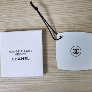 정품) 샤넬 화이트 거울 (코스메틱)