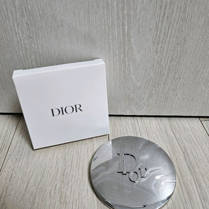 정품) 디올 실버 원형 양면 거울 (코스메틱)