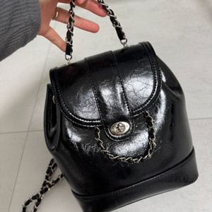 카디널레드 백팩