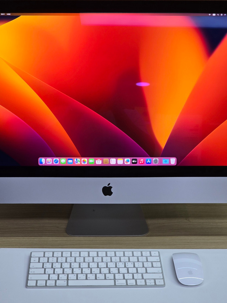 아이맥 27인치 2019년형 i5 고급형 매직키보드 매직마우스 포함 이미지