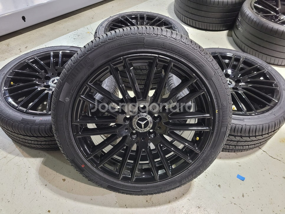 벤츠 신형C클래스 마차18인치 순정품휠타이어 한대분--3