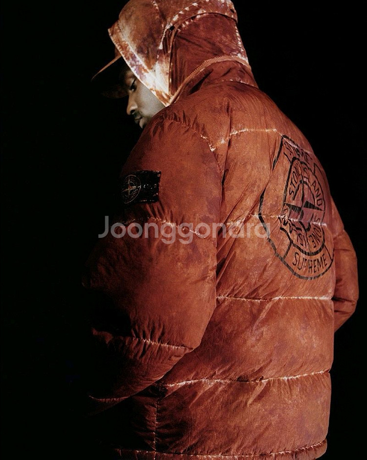 슈프림 스톤아일랜드 20fw 크링클랩스 코랄 S사이즈 팝니다--1