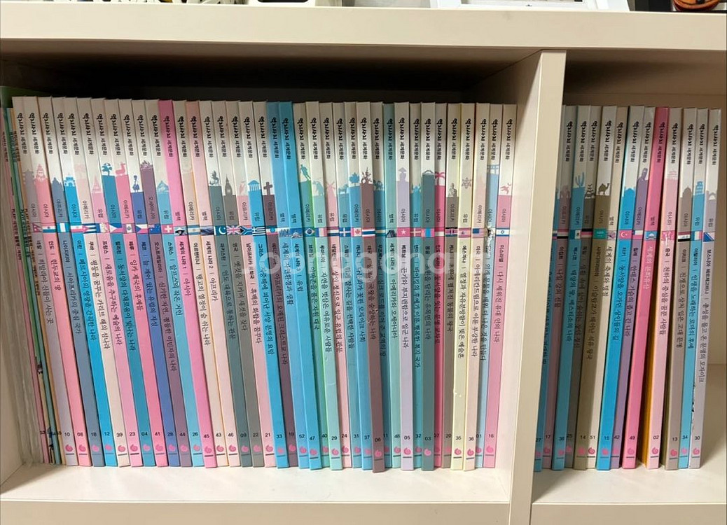 그레이트북스 역지사지세계문화 전집 판매합니다.--0