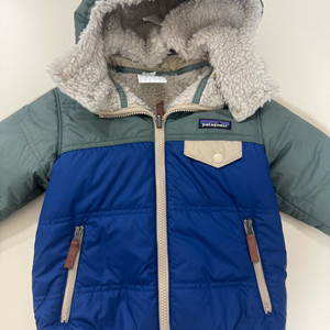 파타고니아 베이비 키즈 리버서블 패딩 4T