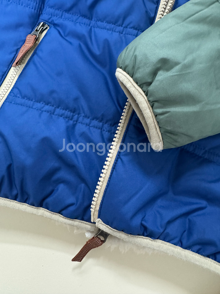 파타고니아 베이비 키즈 리버서블 패딩 4T--1