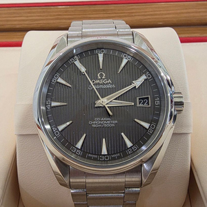 오메가 아쿠아테라 그레이다이얼 오토 이미지