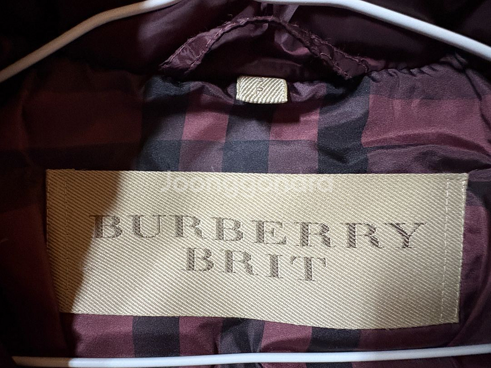 버버리브릿 패딩 s사이즈--4