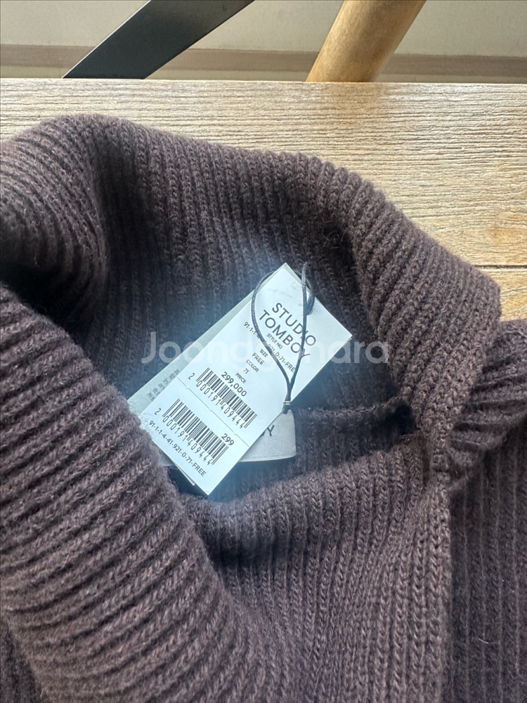 톰보이 스튜디오 터틀넥 니트 원피스, 브라운 free사이즈--1