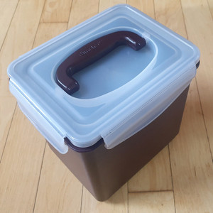 딤채 김치통 5.5L 갈색