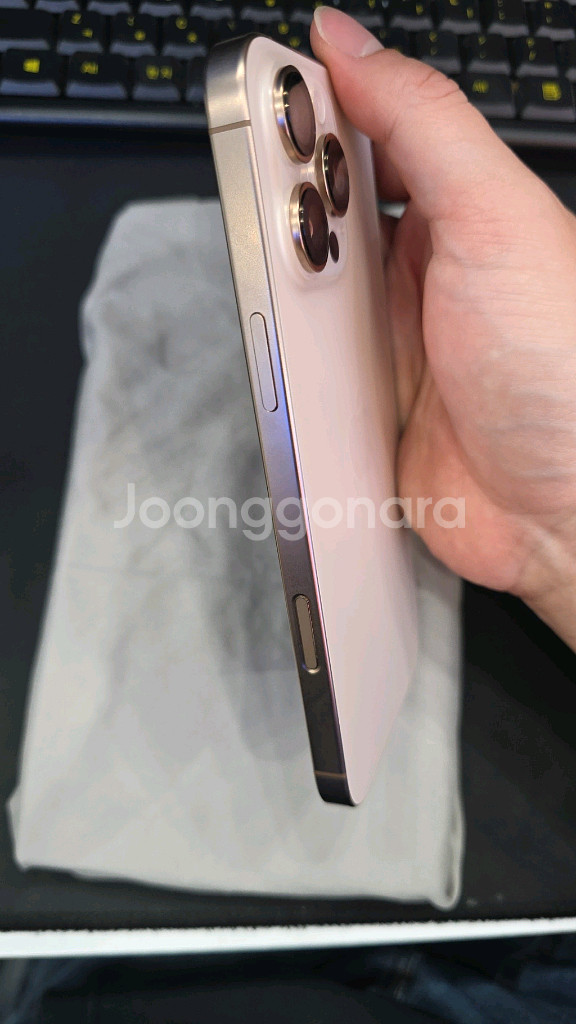 아이폰16프로맥스 256GB 자급제 데저트--3