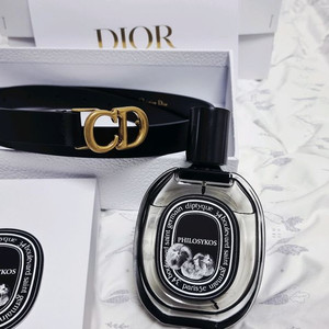 디올 새들벨트 새것급 85만>>>60만