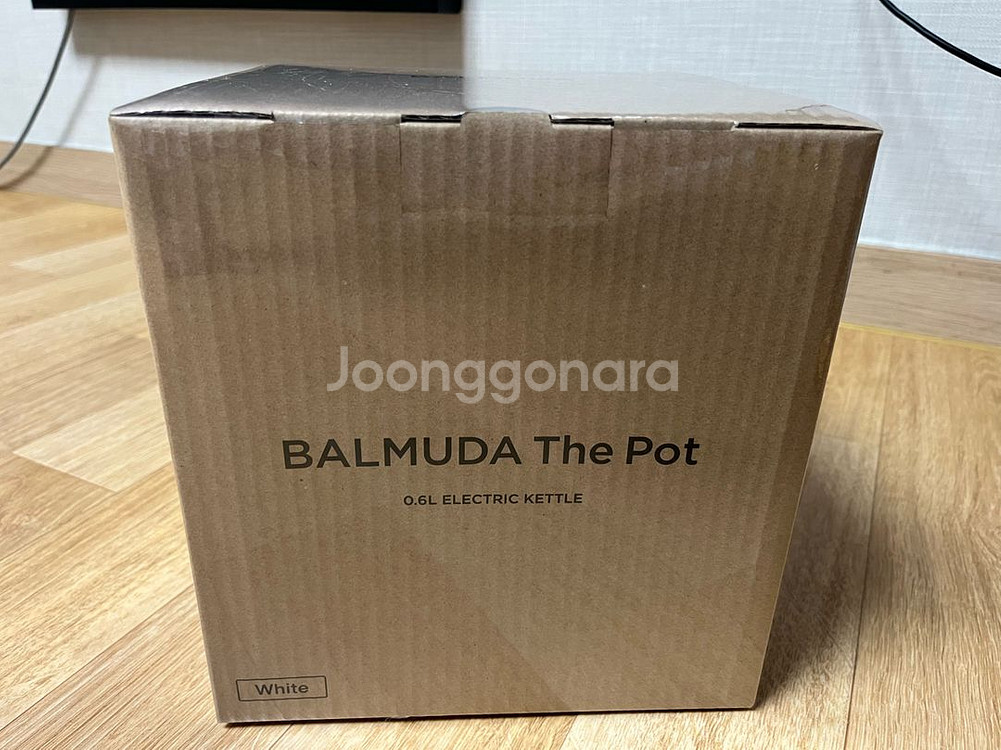 발뮤다 더팟 전기포트 k07b 화이트 새상품--0