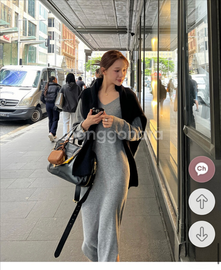 마리마켓 홀가먼트 롱 원피스 브이넥 니트원피스 울원피스--1