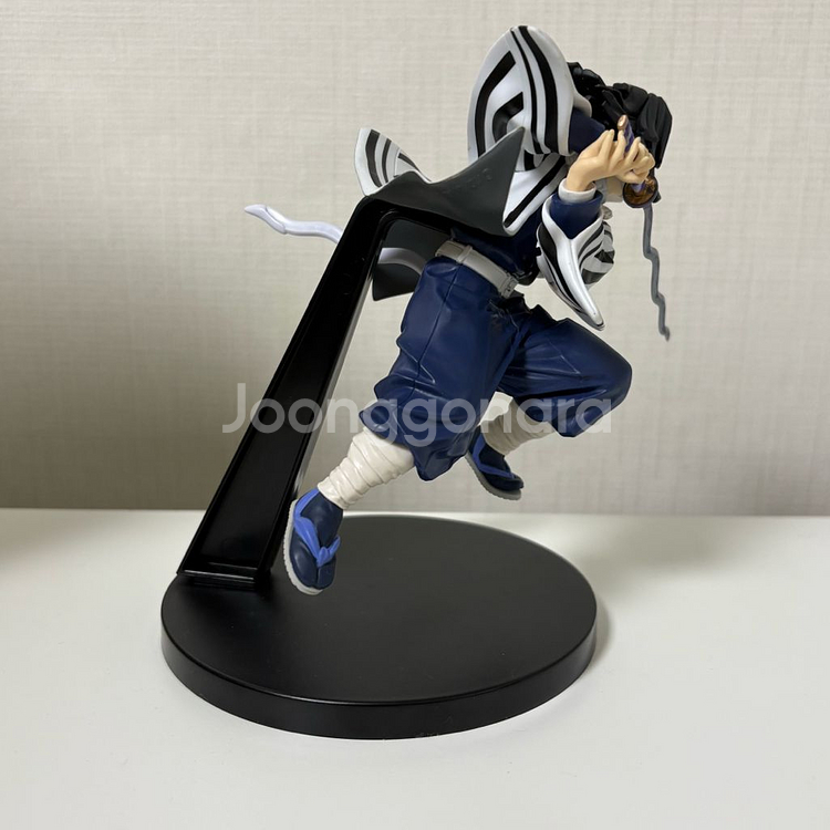 귀멸의 칼날 이구로 오바나이 바이브레이션 피규어--2