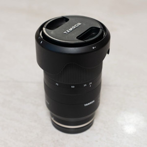탐론 28-75mm F/2.8 소니 FE 마운트 렌즈