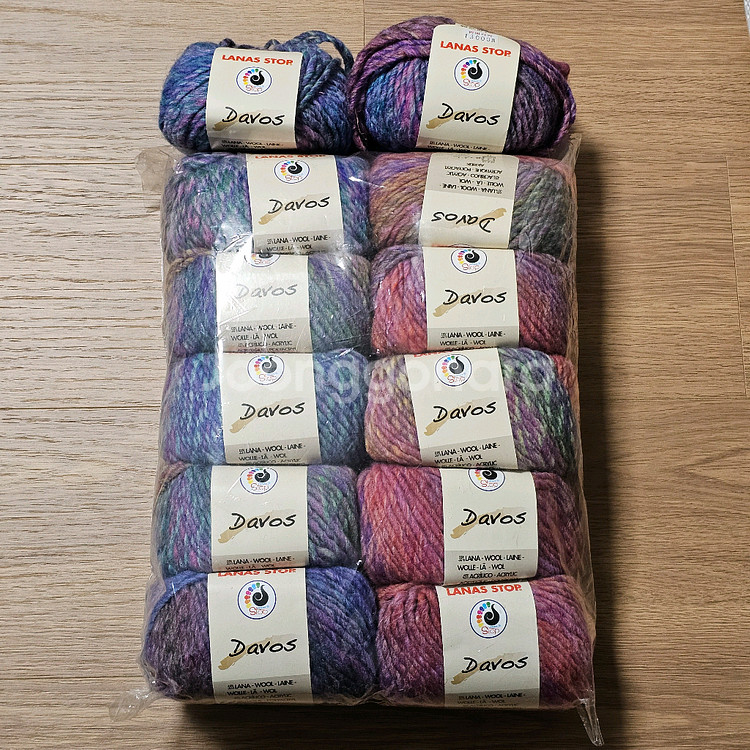 (세하선) 다보스 그라데이션 배색실 뜨개실 털실 울 50% 겨울실 두꺼운 실 스웨터 가디건 숄--7