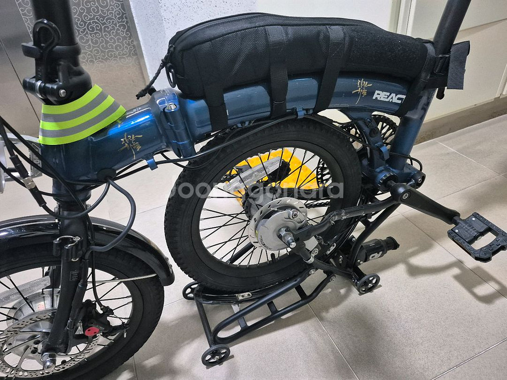 [대전] 세파스 리액트 트라이폴드 접이식 전기자전거 팝니다--2