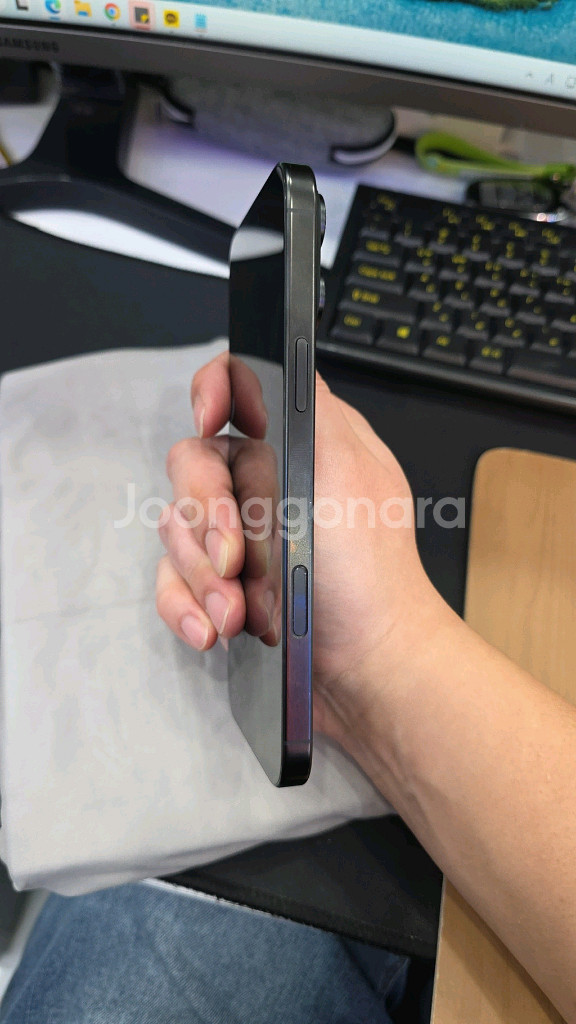 아이폰16프로맥스 256GB 자급제 블랙93%--6