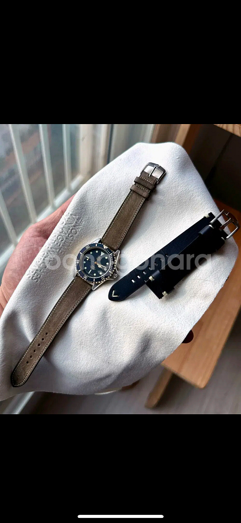 태그호이어 프로페셔널 1000--0